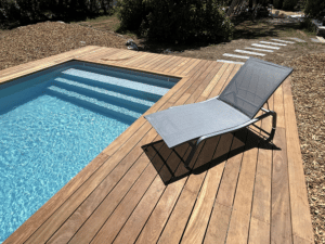 Réalisation d’une terrasse en bois, Lantana Farge Paysage à Tulle, Ladignac-sur-Rondelles, Corrèze (19)