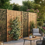 Jardin décoré avec claustra et brise-vue