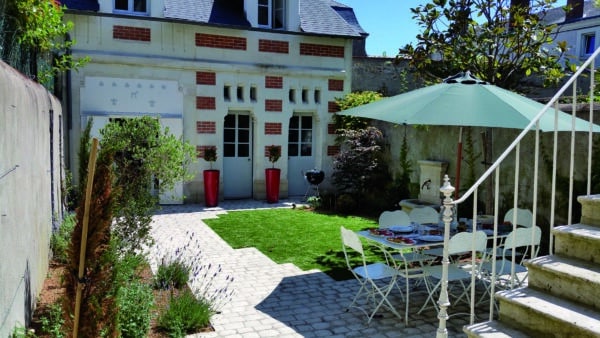 Petit espace ext&eacute;rieur am&eacute;nag&eacute;