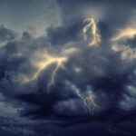 nuage d'orage avec des éclairs